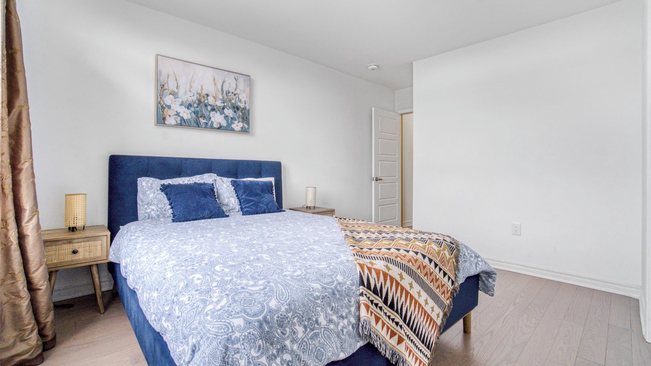 Photo of Bedroom in Churchill Meadows
