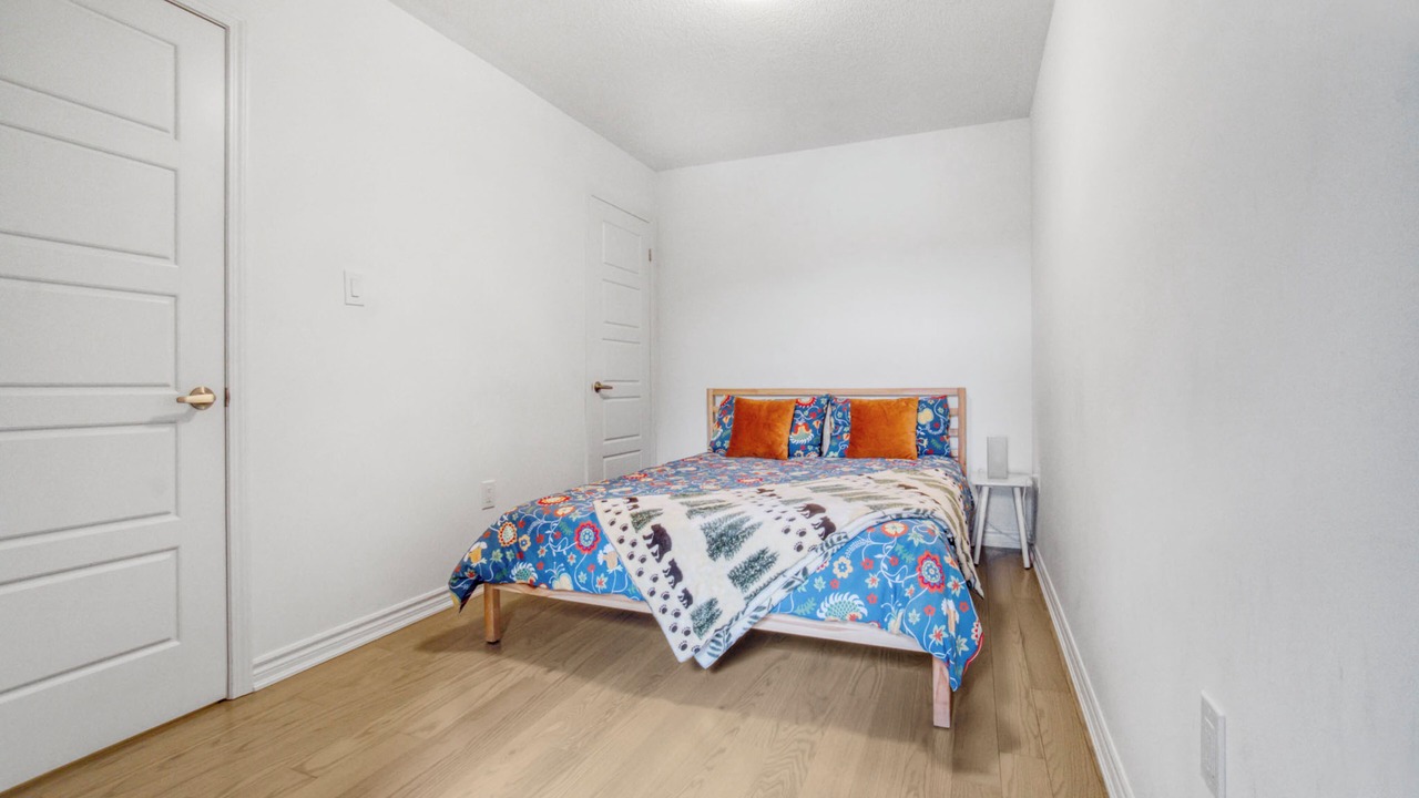 Photo of Bedroom in Churchill Meadows
