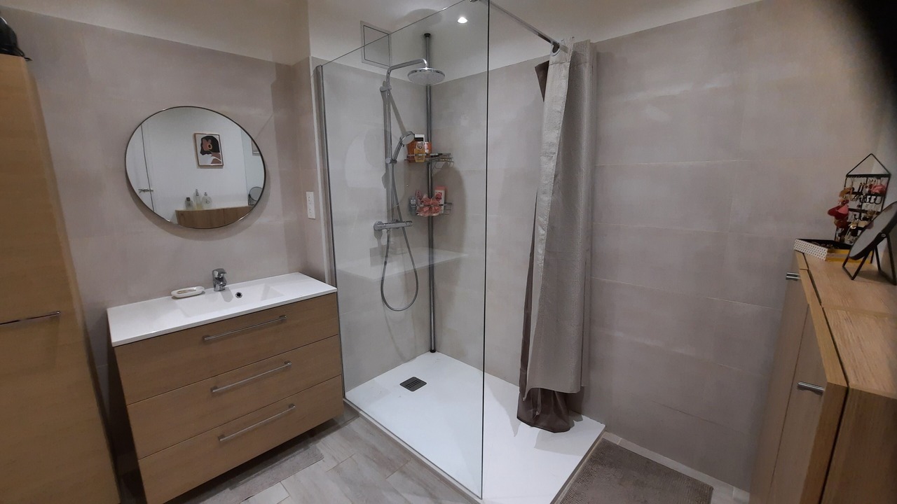 Photo of Bathroom in Coupvray