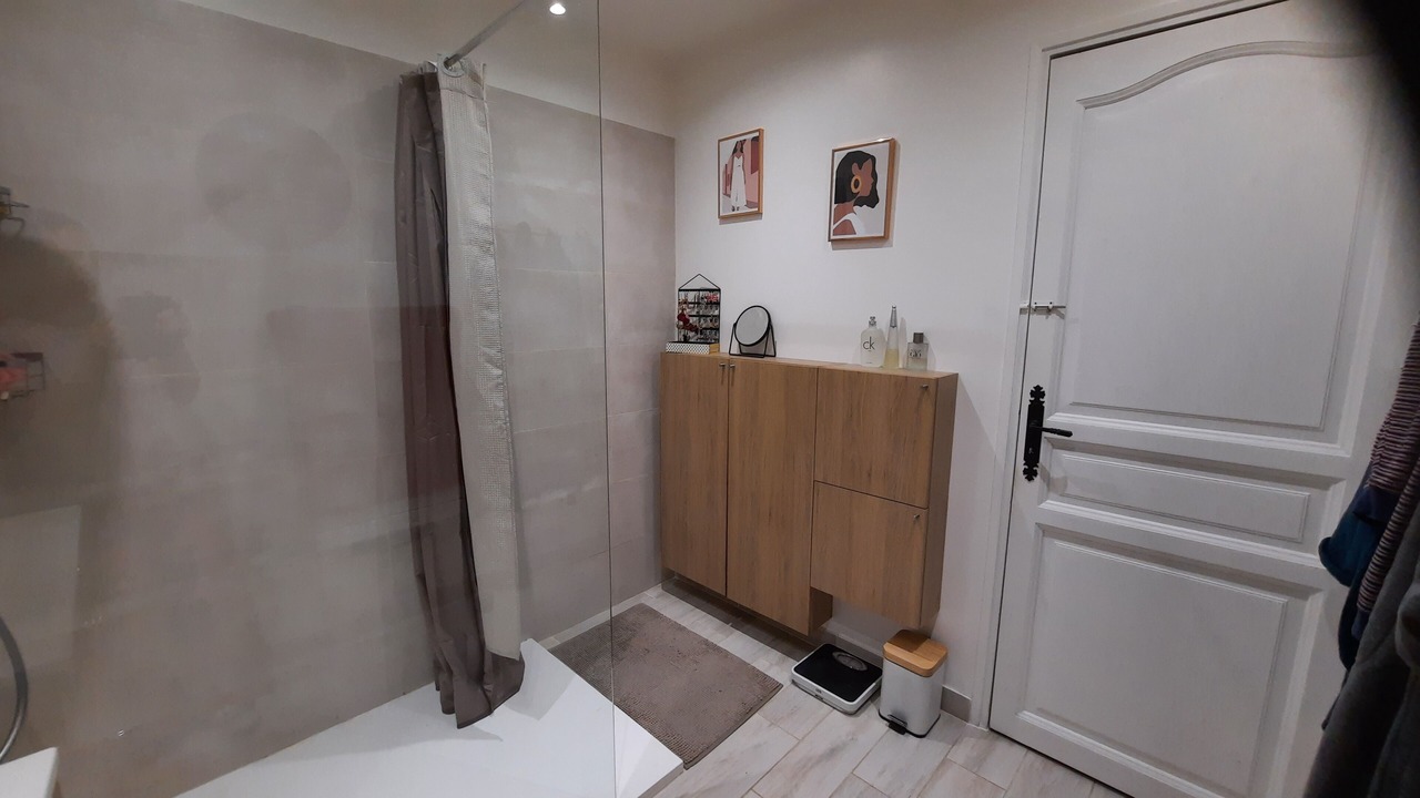 Photo of Bathroom in Coupvray