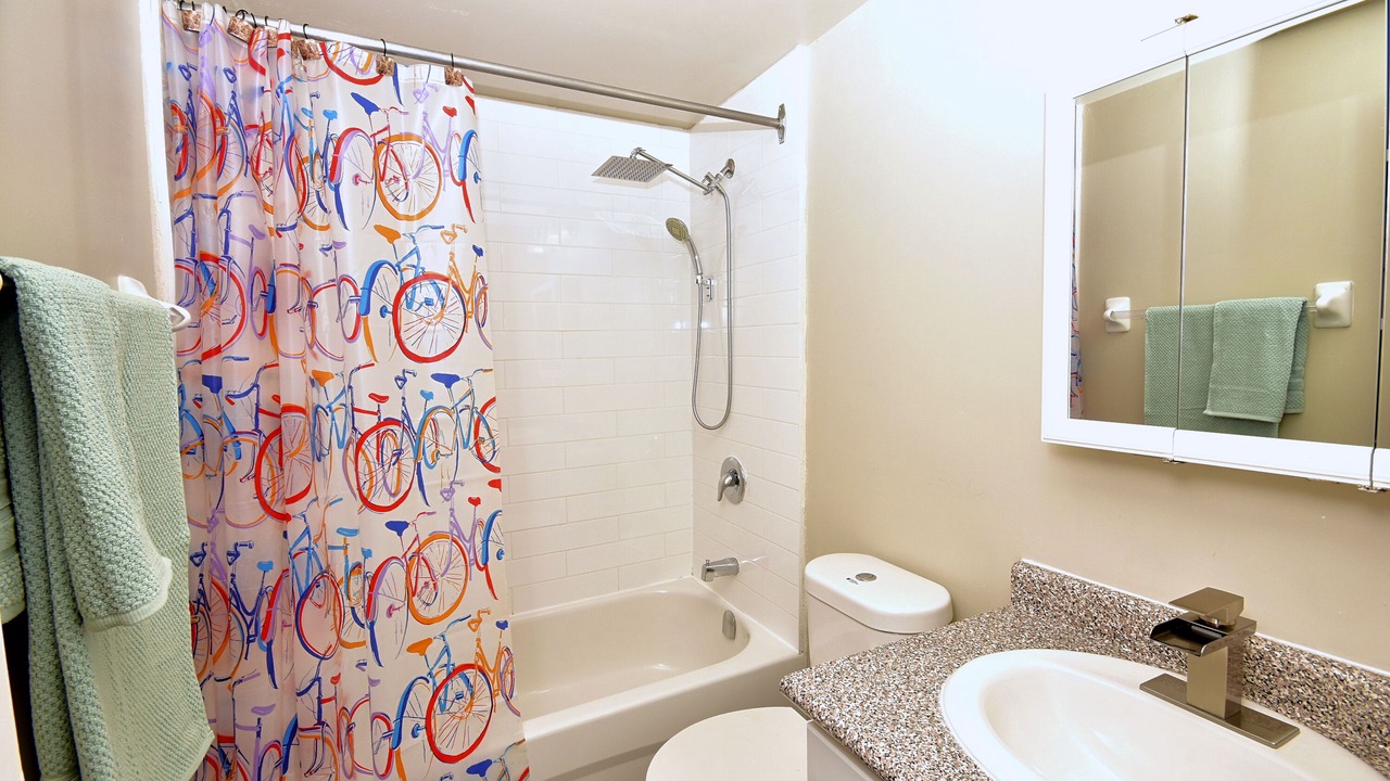 Photo of Bathroom in Davisville