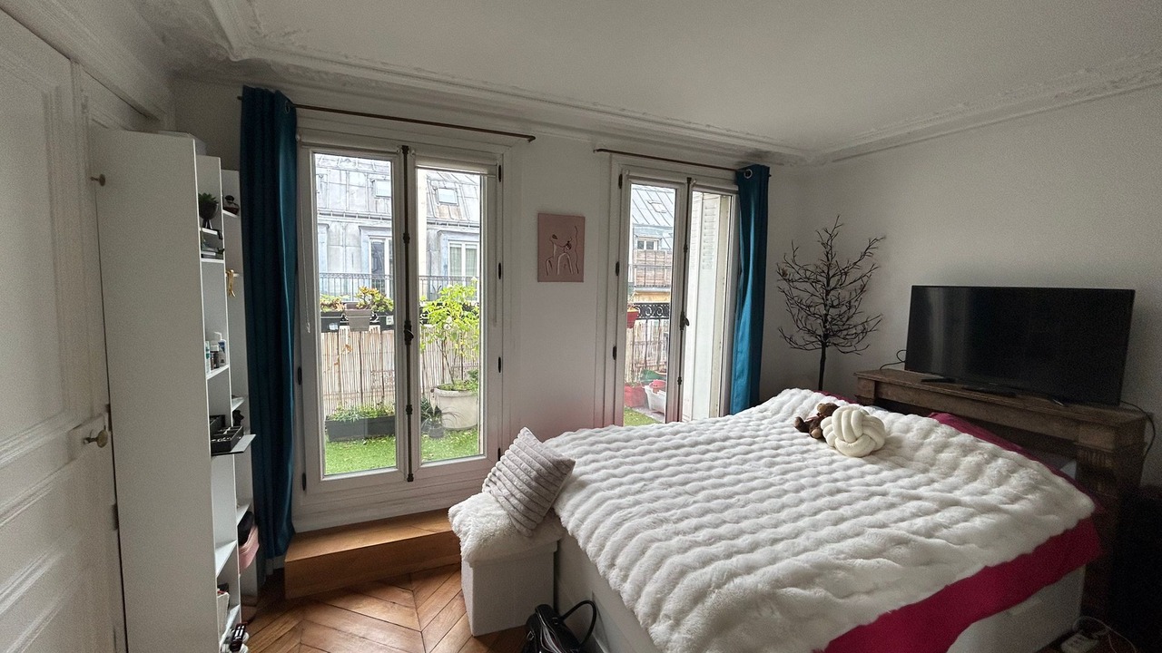 Photo of Bedroom in Pigalle