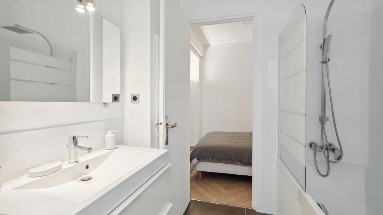 Photo of Bathroom in Champs-Elysees