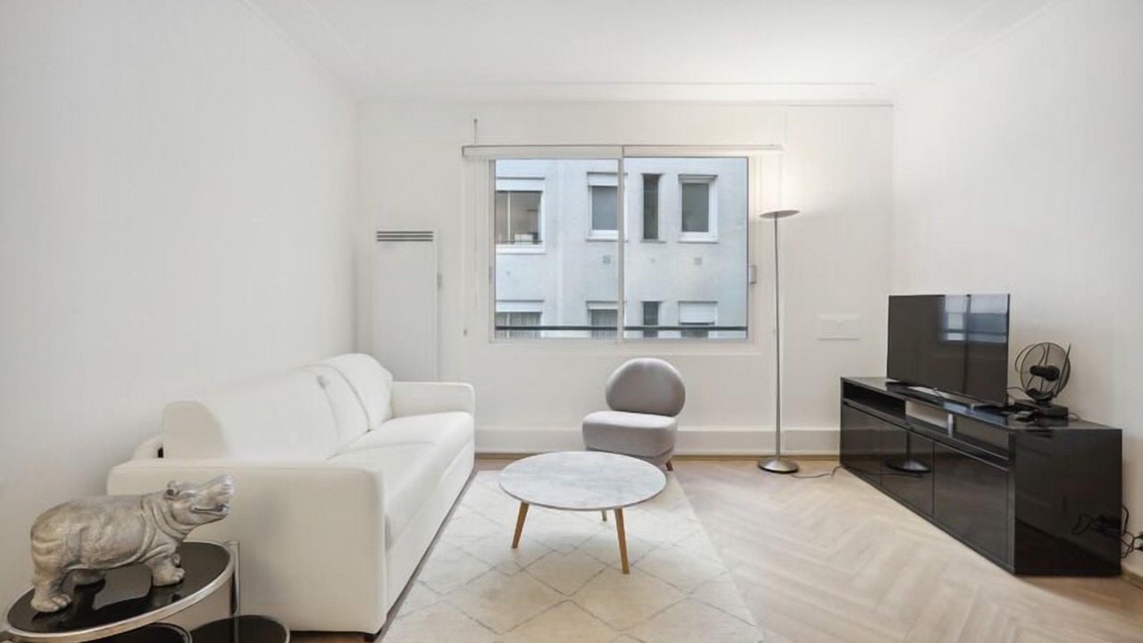 Photo of Livingroom in Champs-Elysees