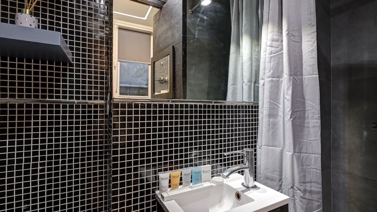 Photo of Bathroom in Quartier Sainte-Avoye