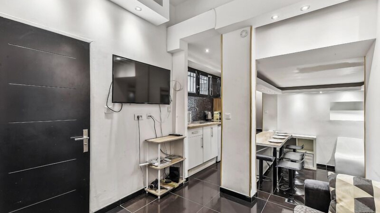 Photo of Livingroom in Quartier du Faubourg-Montmartre