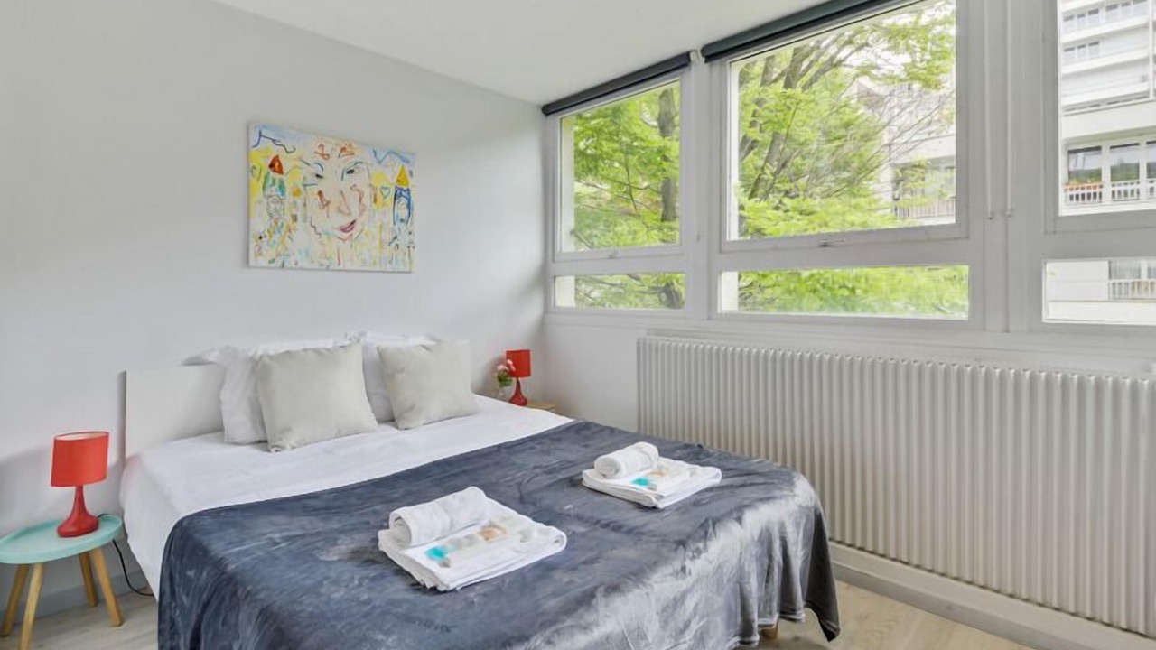 Photo of Bedroom in Saint-Fargeau