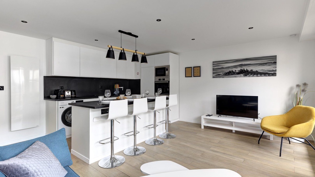 Photo of Livingroom in Suresnes