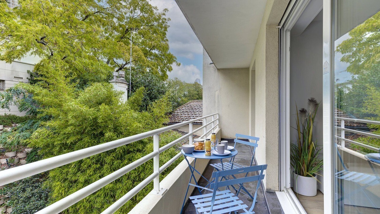 Photo of Outdoor in Suresnes