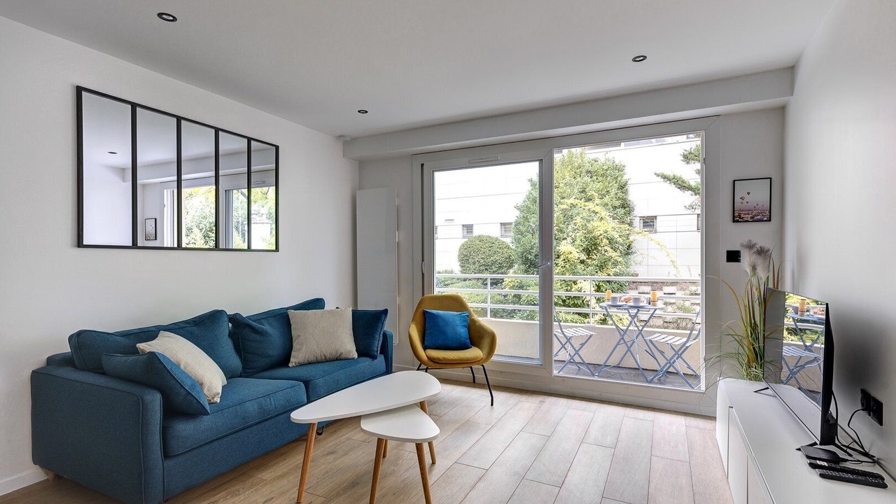 Photo of Livingroom in Suresnes