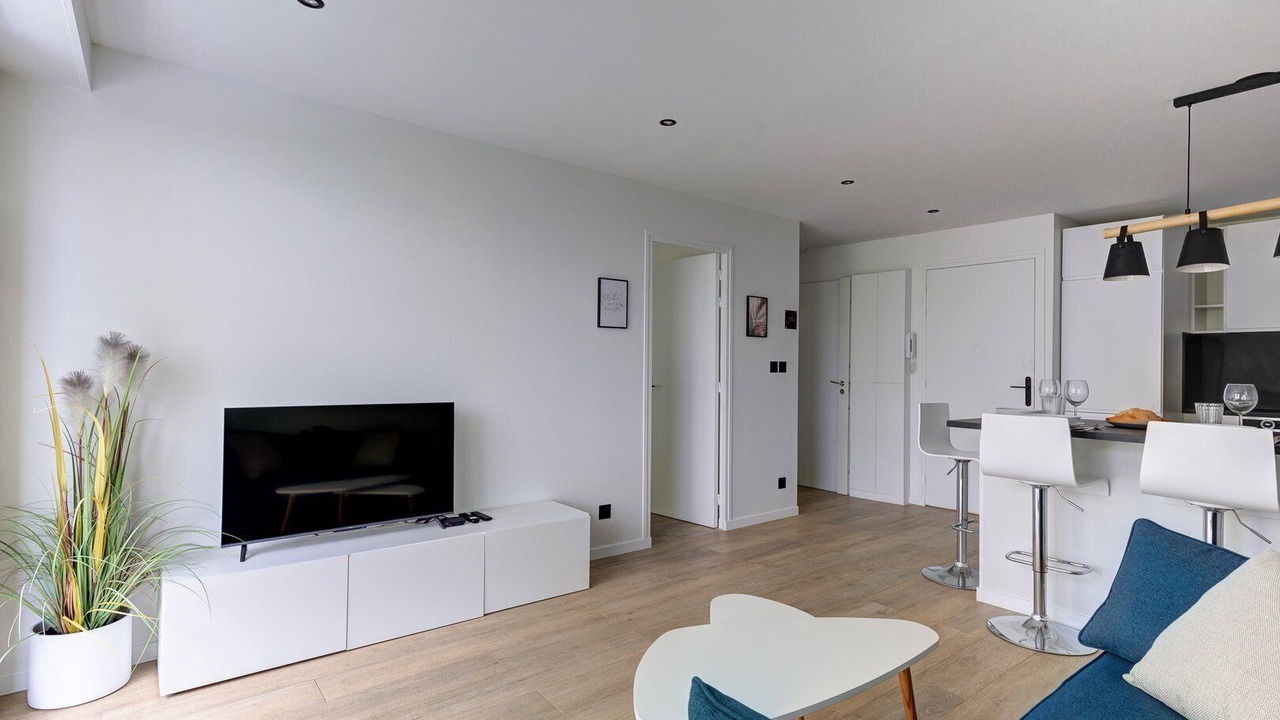 Photo of Livingroom in Suresnes
