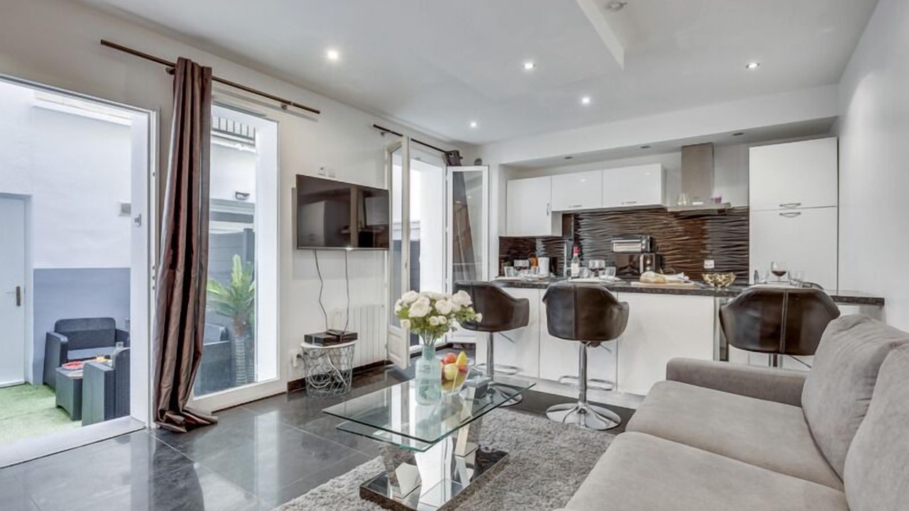 Photo of Livingroom in L'Europe