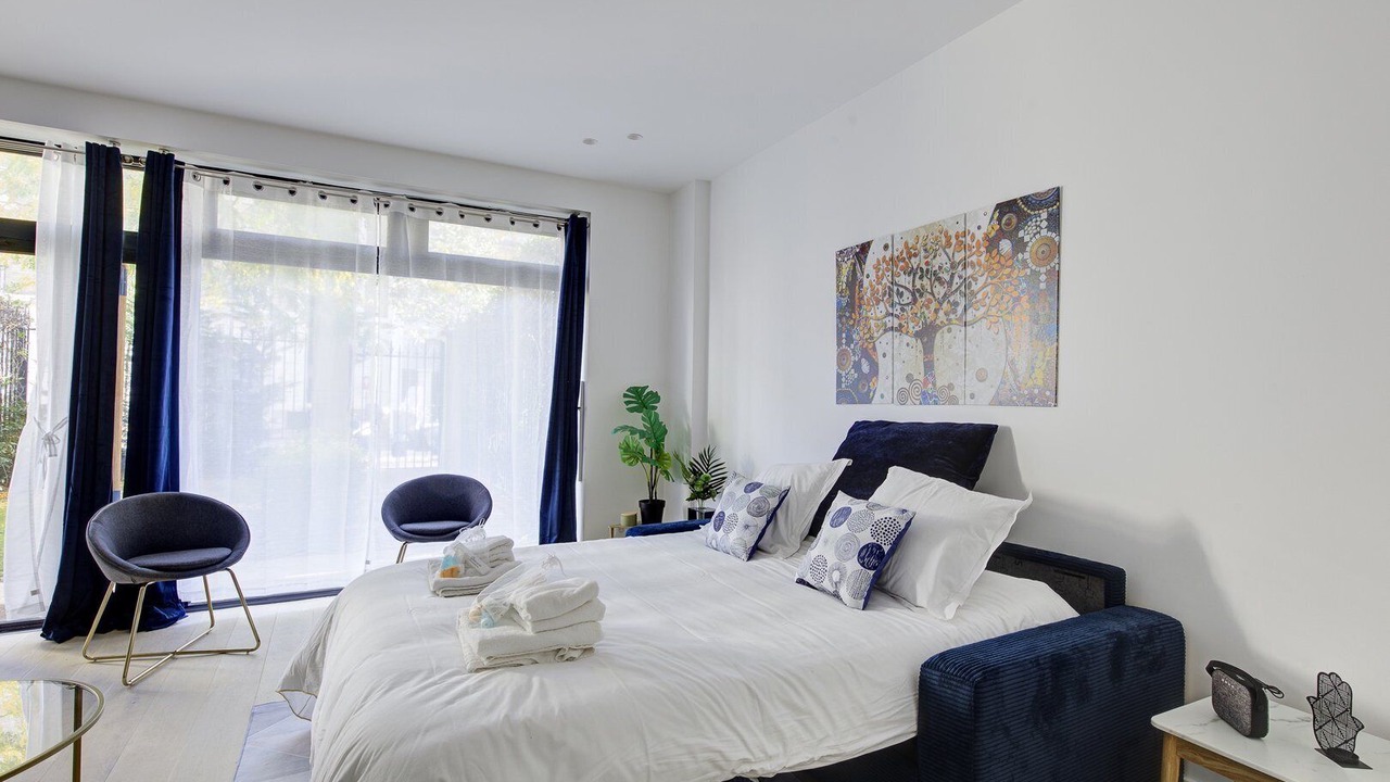 Photo of Bedroom in Saint-Mande