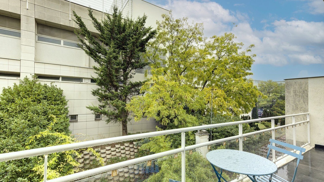 Photo of Outdoor in Suresnes