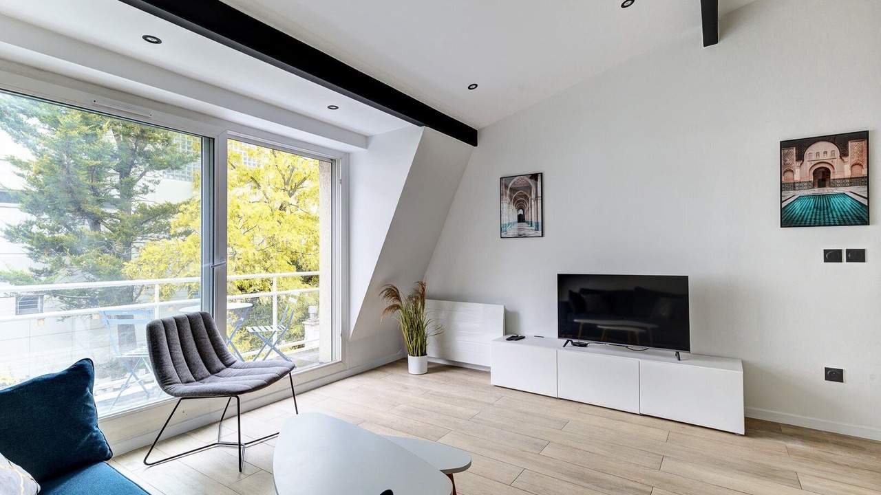 Photo of Livingroom in Suresnes