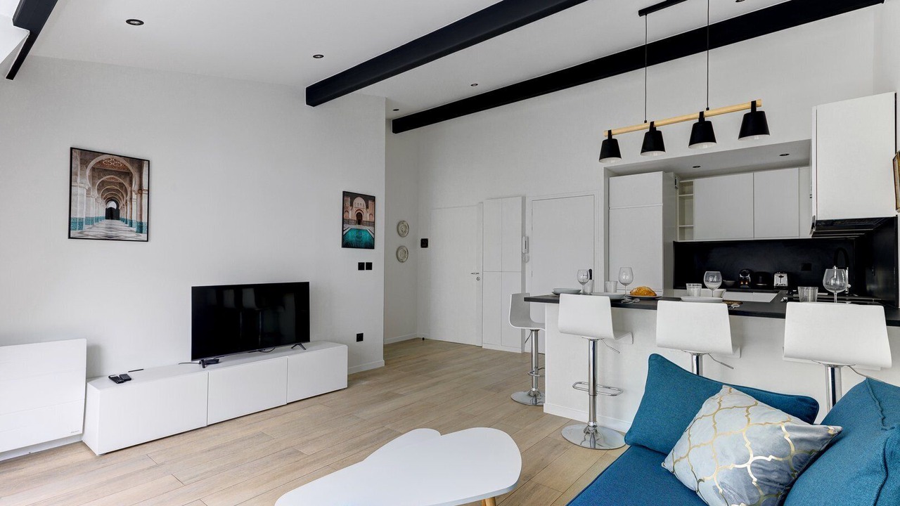 Photo of Livingroom in Suresnes