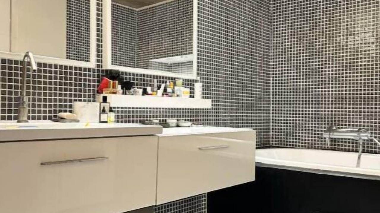 Photo of Bathroom in Quartier de la Chapelle