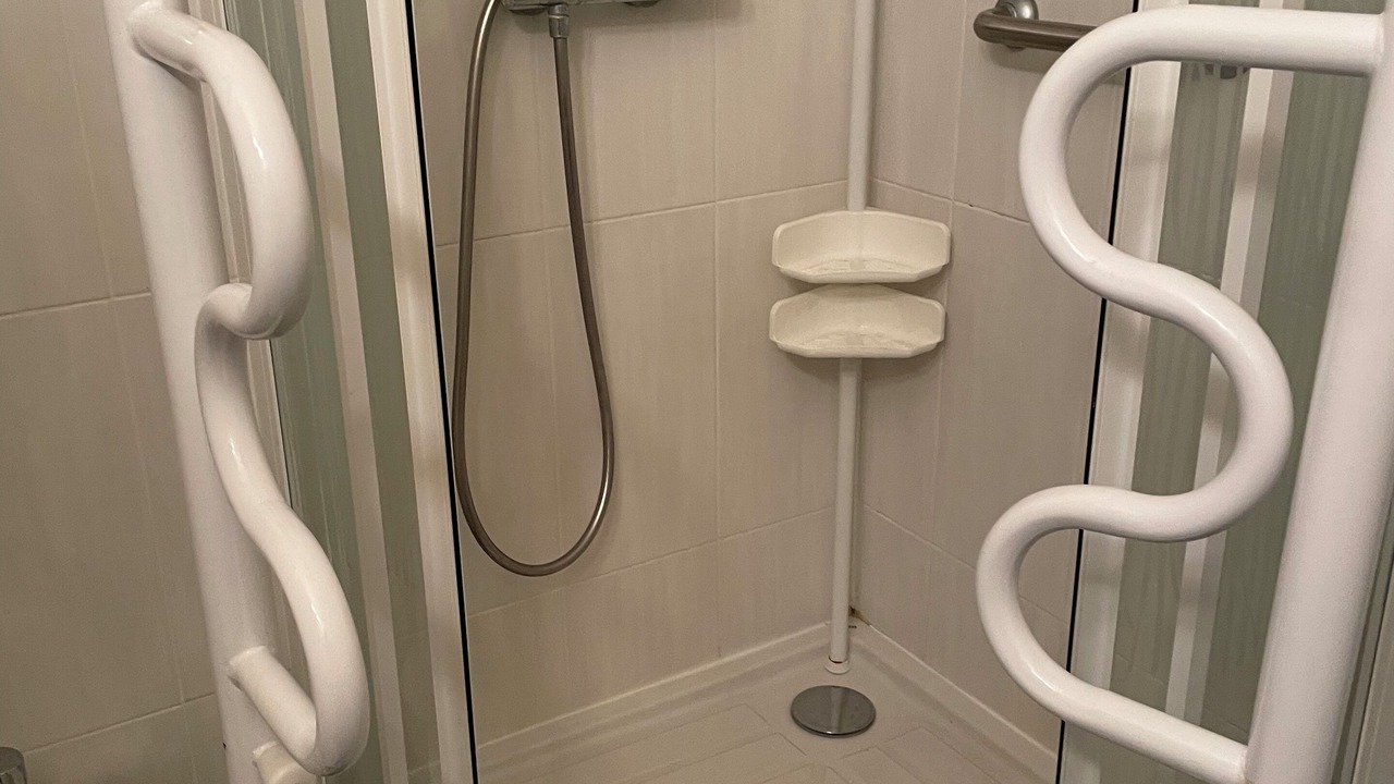 Photo of Bathroom in Chennevieres-sur-Marne