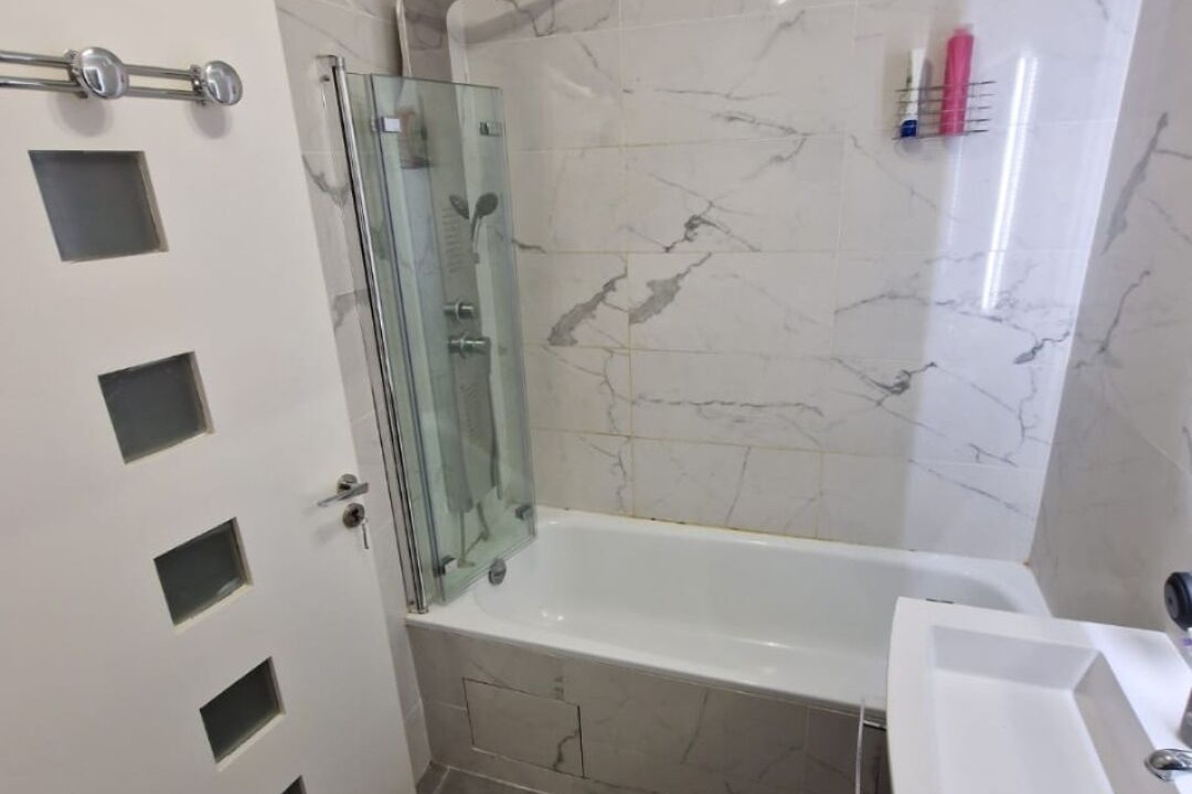 Photo of Bathroom in Drancy