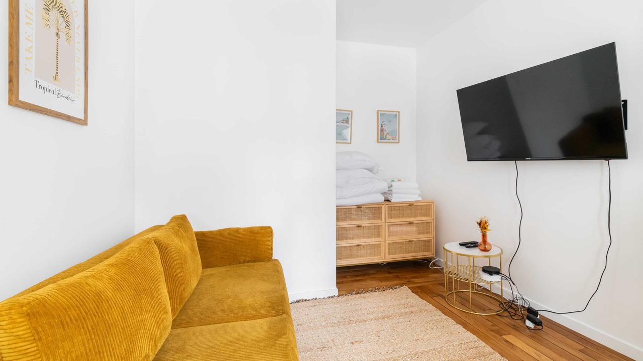 Photo of Livingroom in La Villette