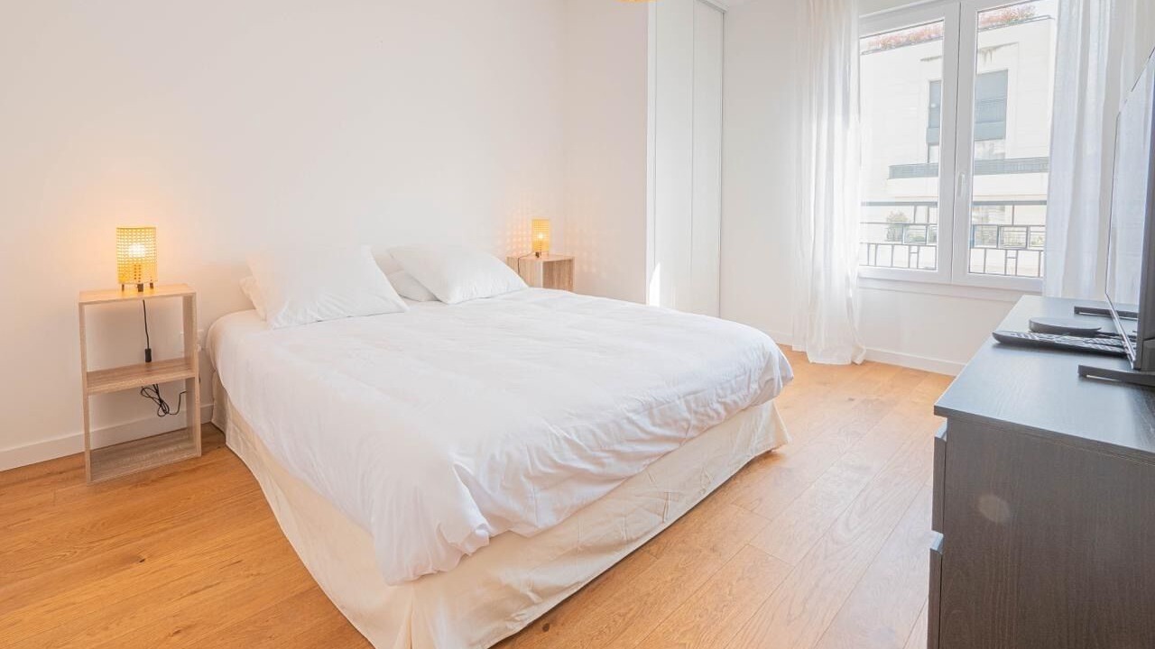 Photo of Bedroom in Saint-Ouen
