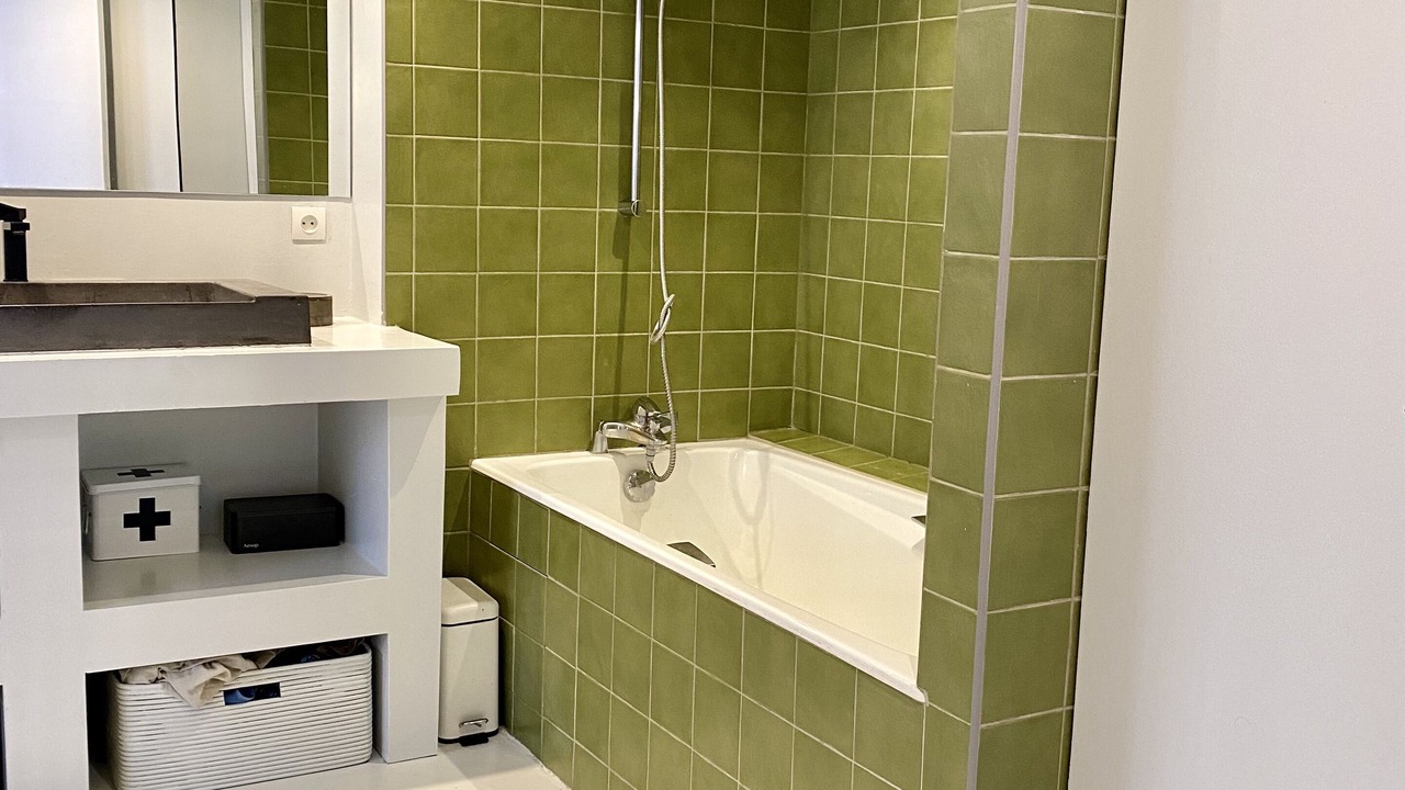 Photo of Bathroom in Hopital Saint-Louis