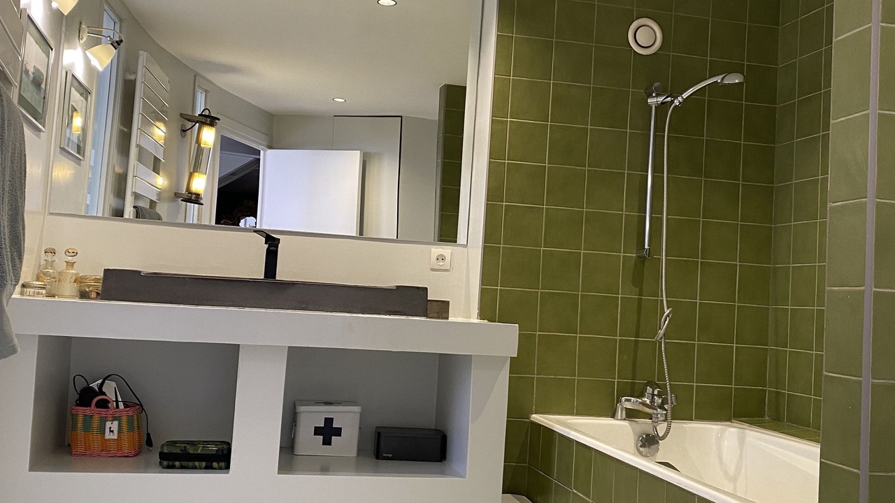 Photo of Bathroom in Hopital Saint-Louis
