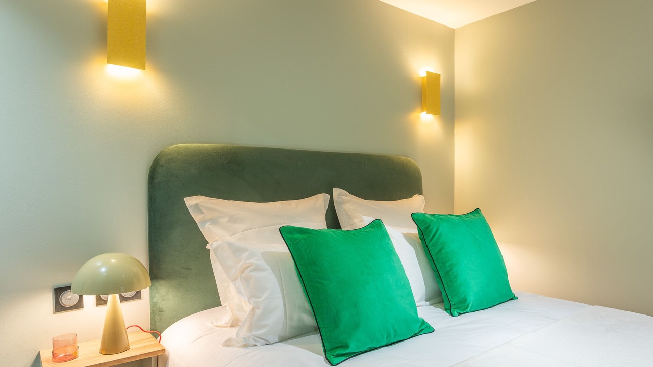 Photo of Bedroom in 15th Arrondissement