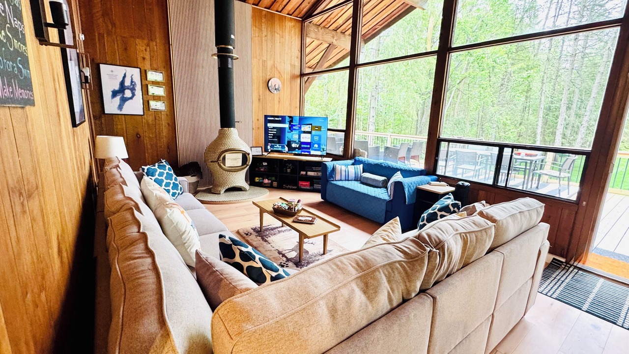 Photo of Livingroom in Victoria Road