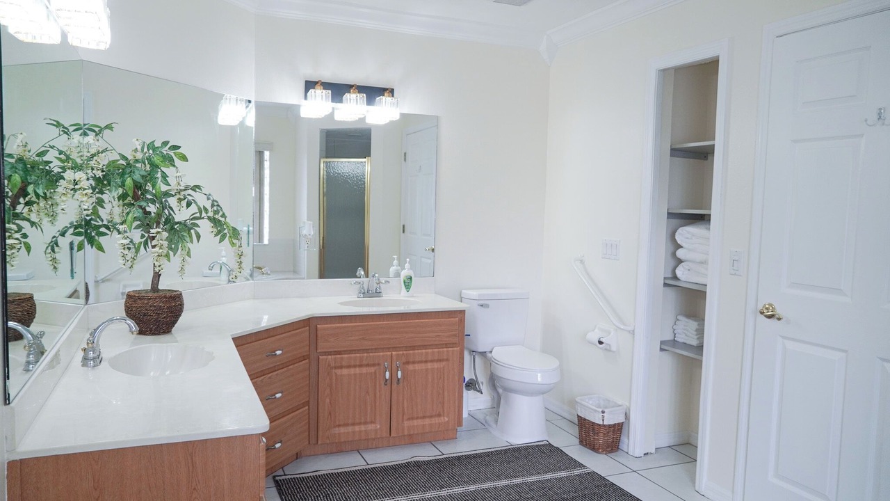 Photo of Bathroom in Lakeland