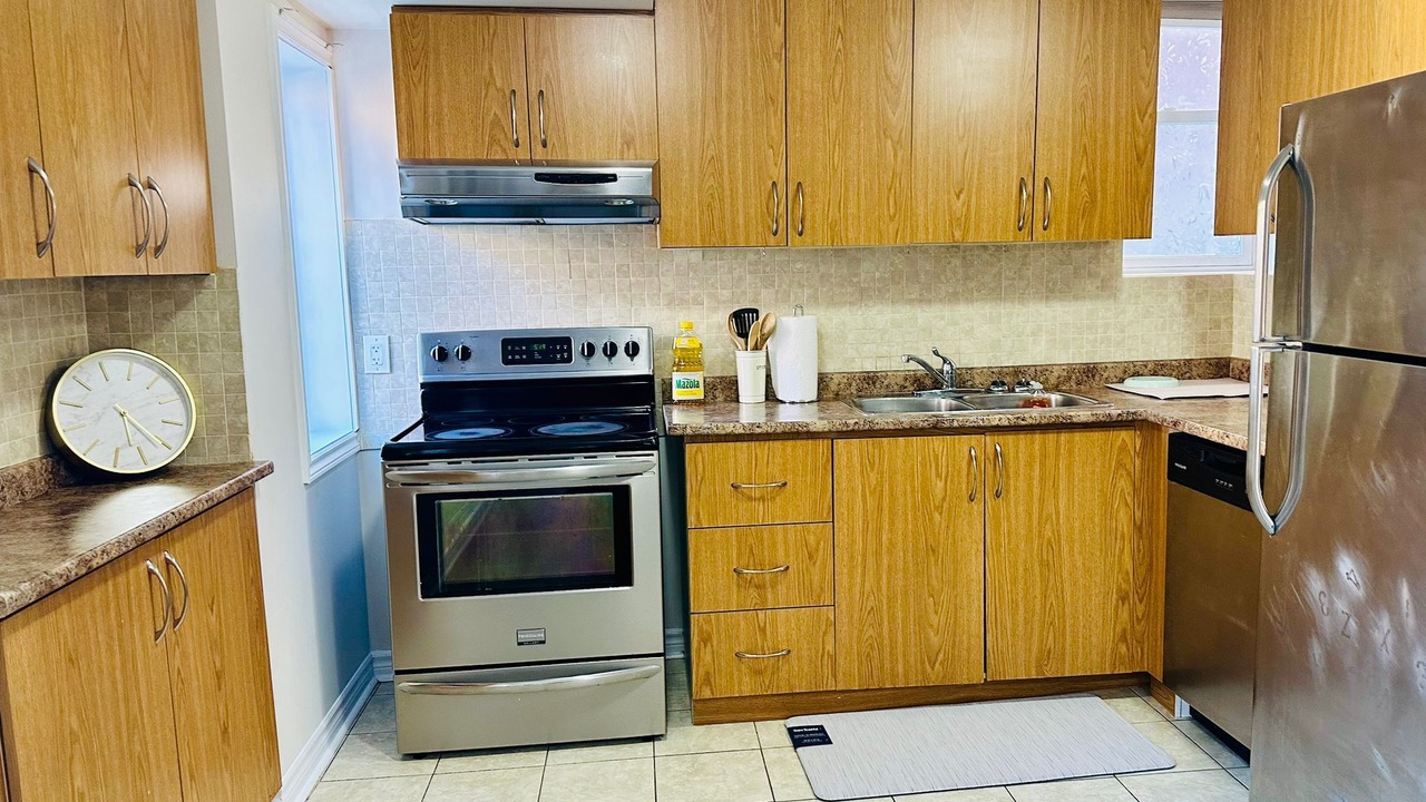 Photo of Kitchen in Churchill Meadows