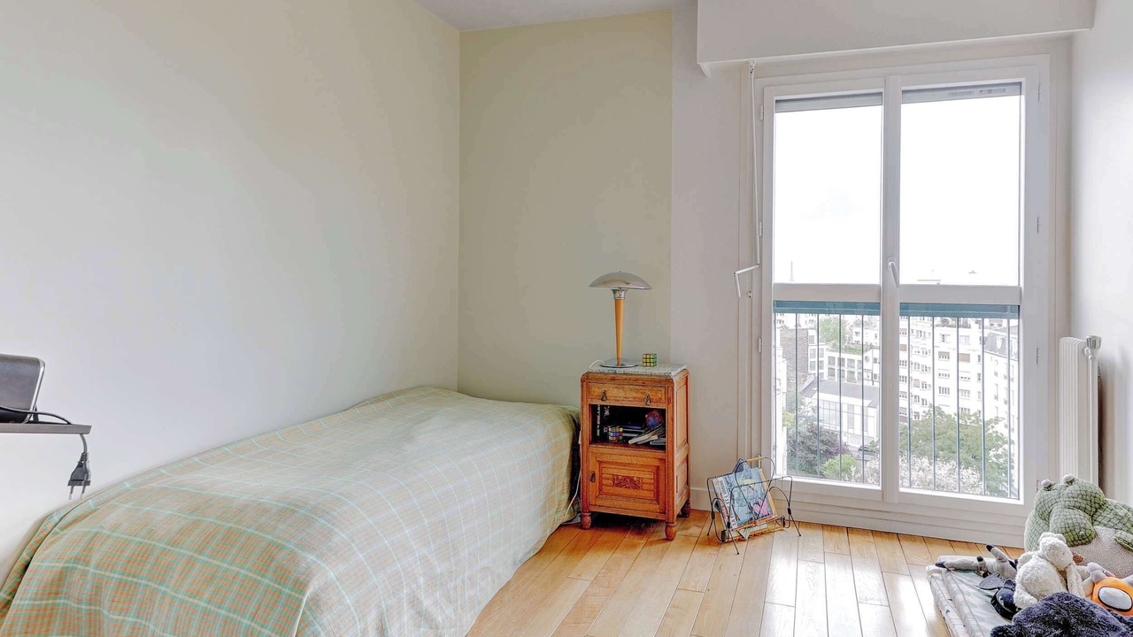 Photo of Bedroom in Combat