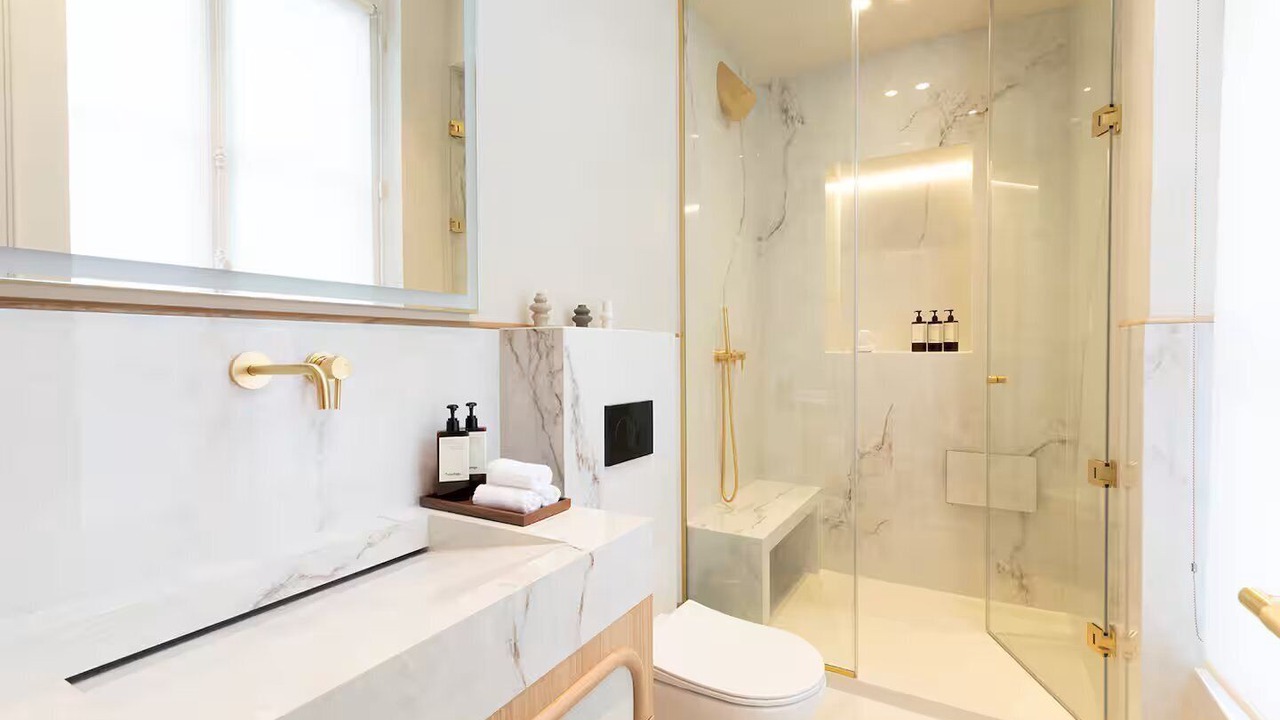 Photo of Bathroom in Paris City Center