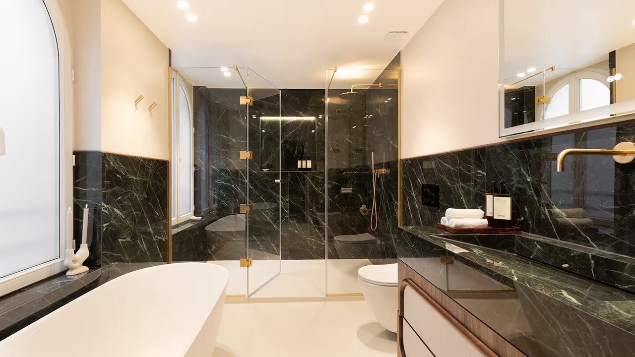 Photo of Bathroom in Paris City Center