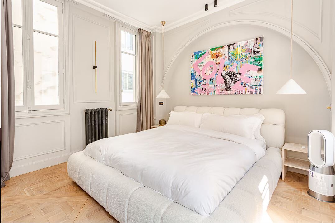 Photo of Bedroom in Champs-Elysees