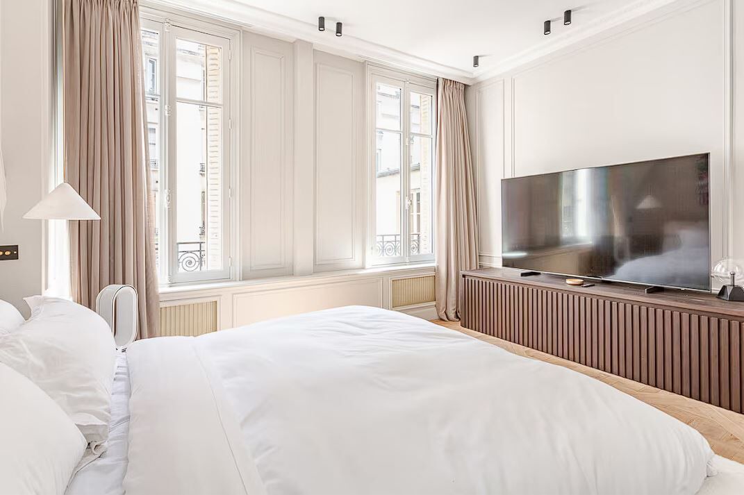 Photo of Bedroom in Champs-Elysees