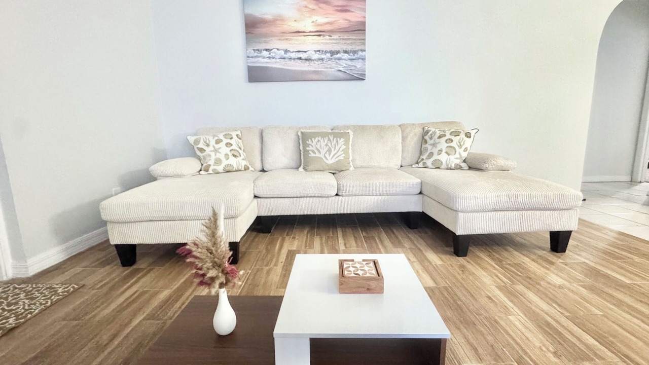 Photo of Livingroom in Mill Run