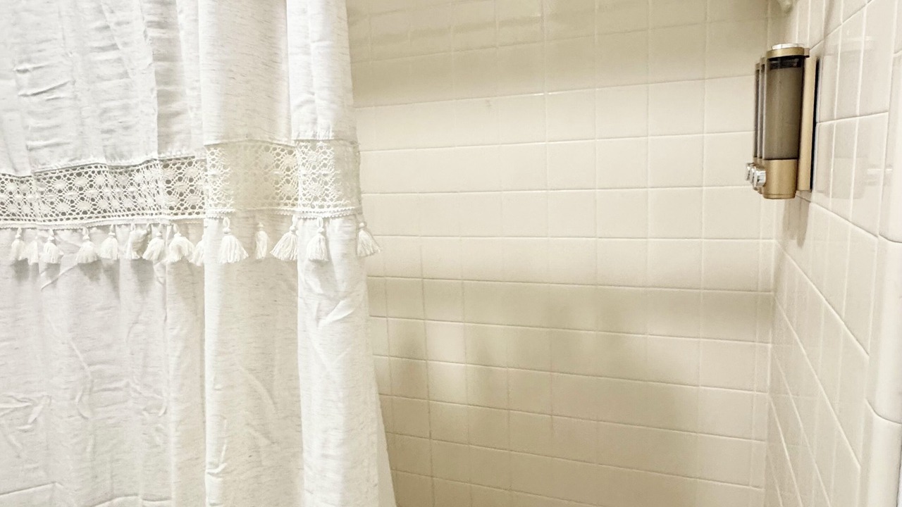 Photo of Bathroom in Mill Run