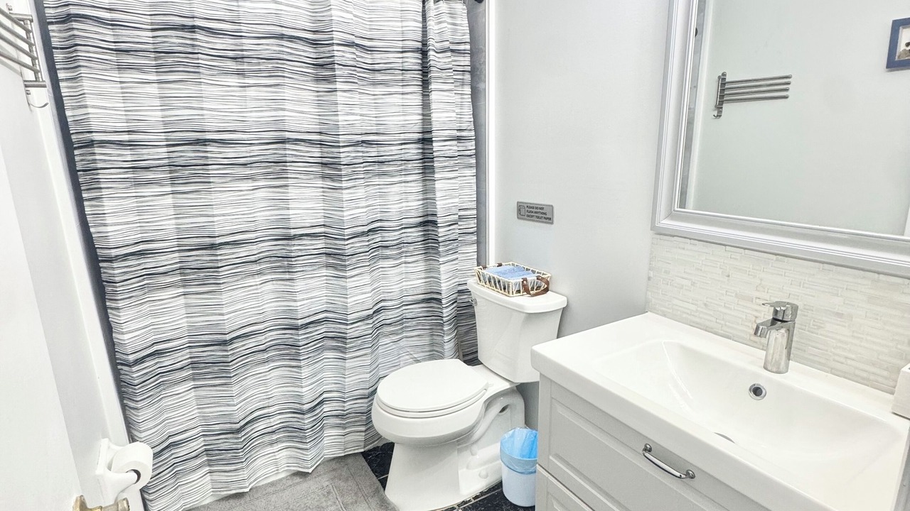 Photo of Bathroom in Mill Run