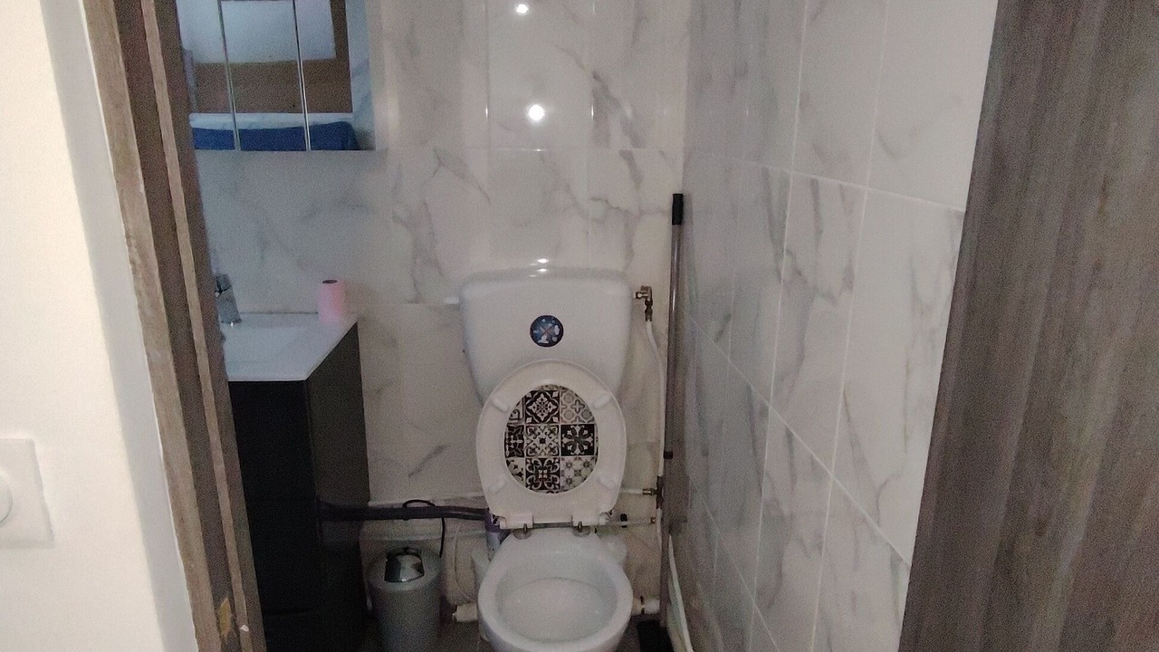 Photo of Bathroom in Le Raincy