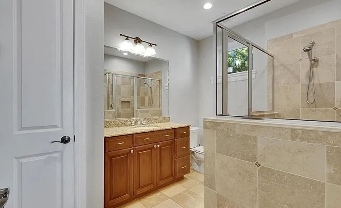 Photo of Bathroom in Balm