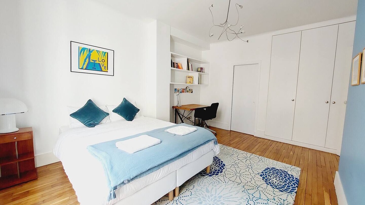 Photo of Bedroom in 15th Arrondissement