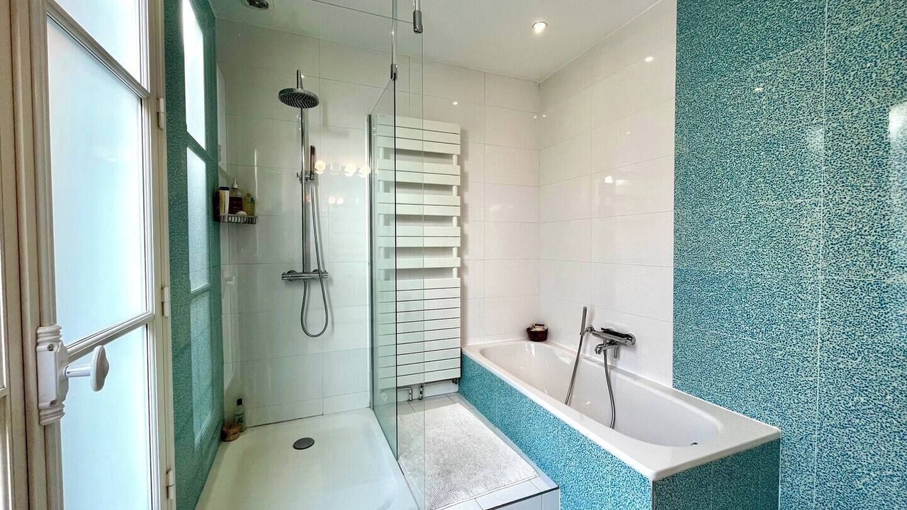 Photo of Bathroom in 15th Arrondissement