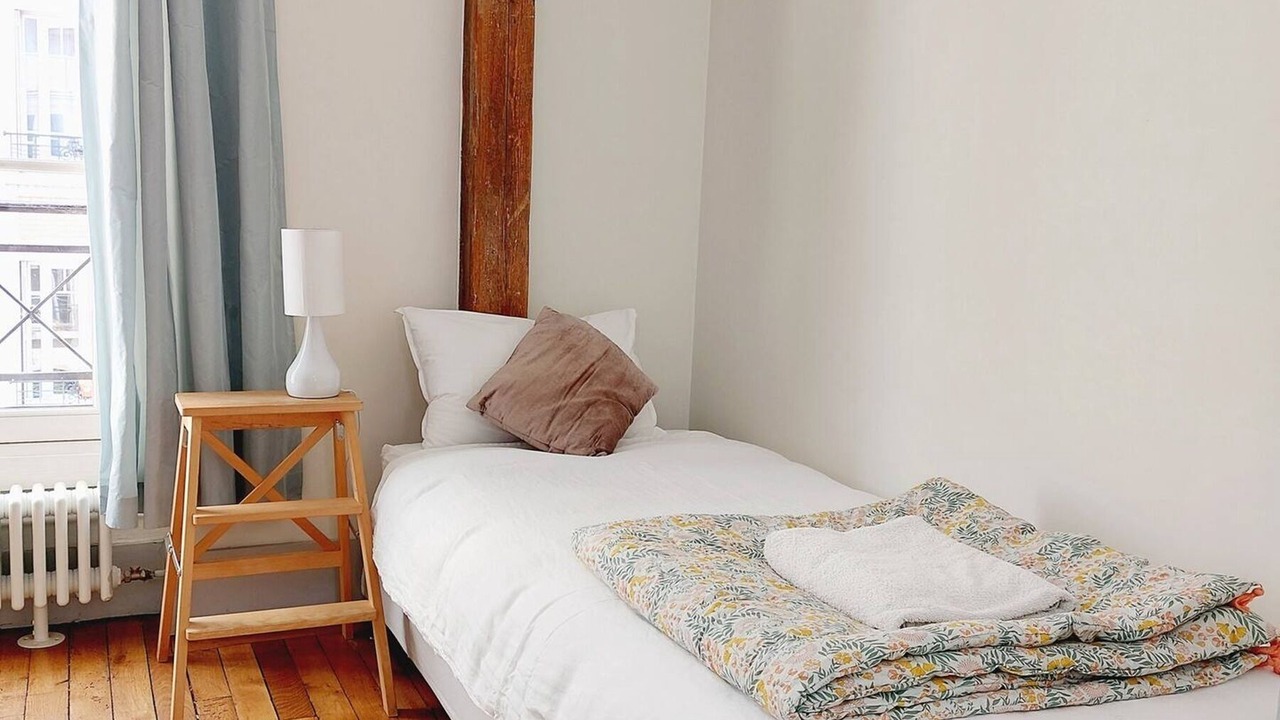 Photo of Bedroom in 15th Arrondissement