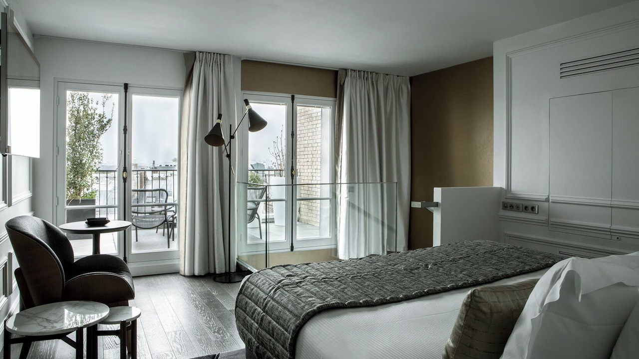 Photo of Bedroom in Champs-Elysees