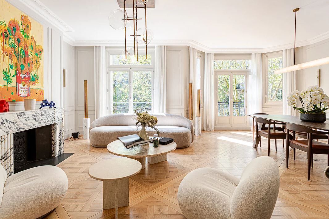 Photo of Livingroom in Champs-Elysees