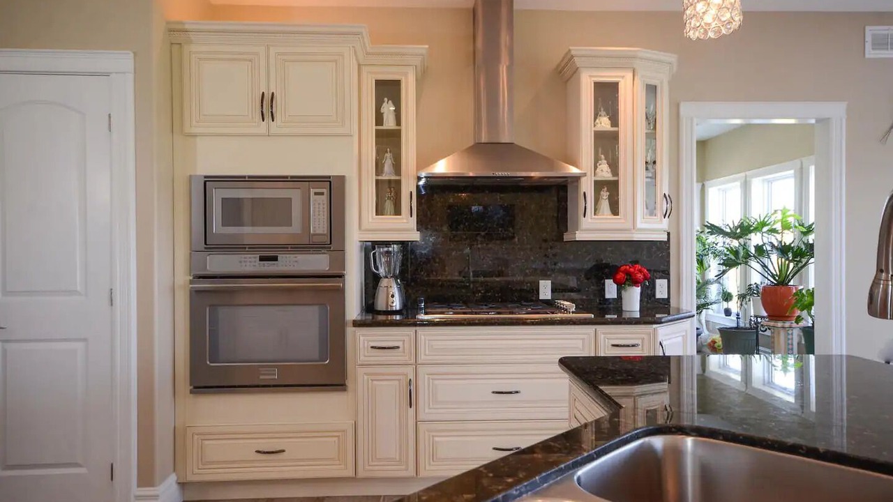 Photo of Kitchen in Carrying Place