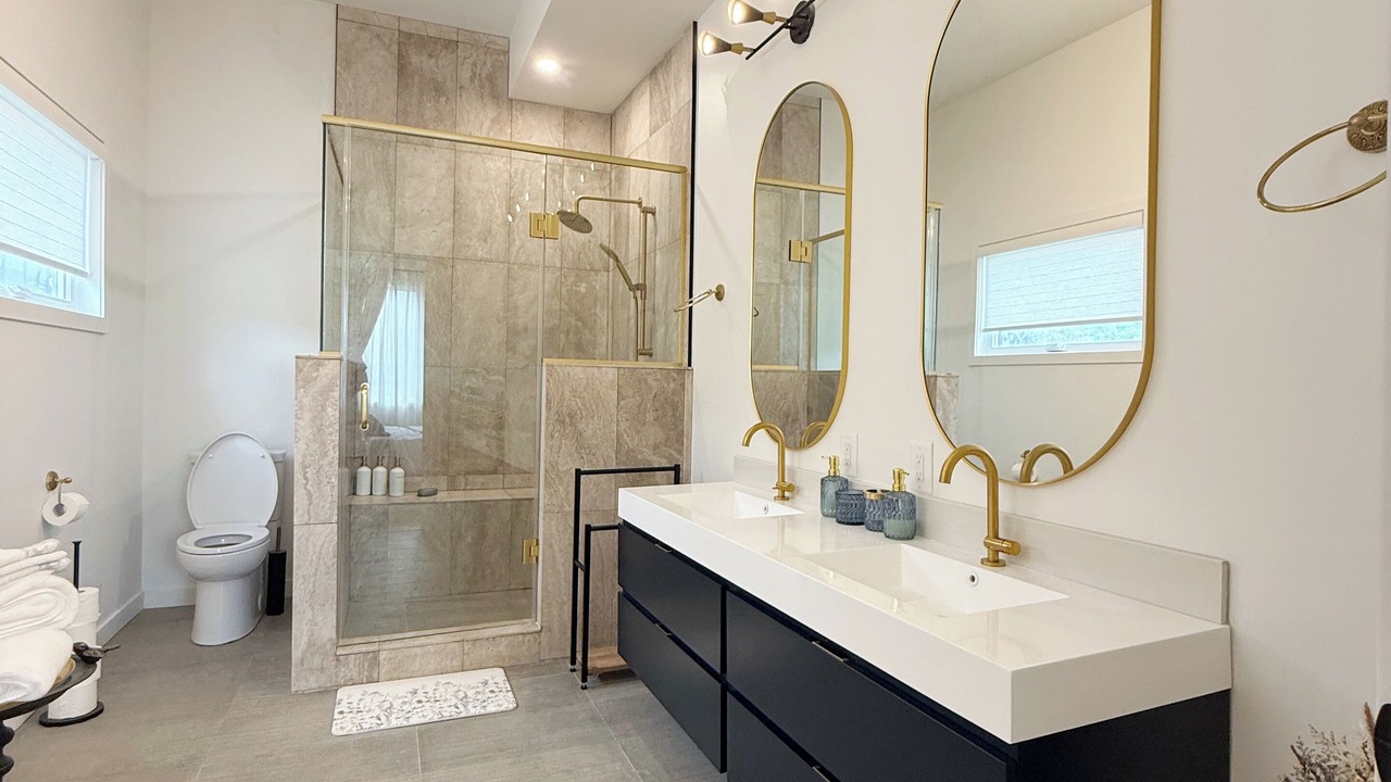 Photo of Bathroom in Greater Napanee