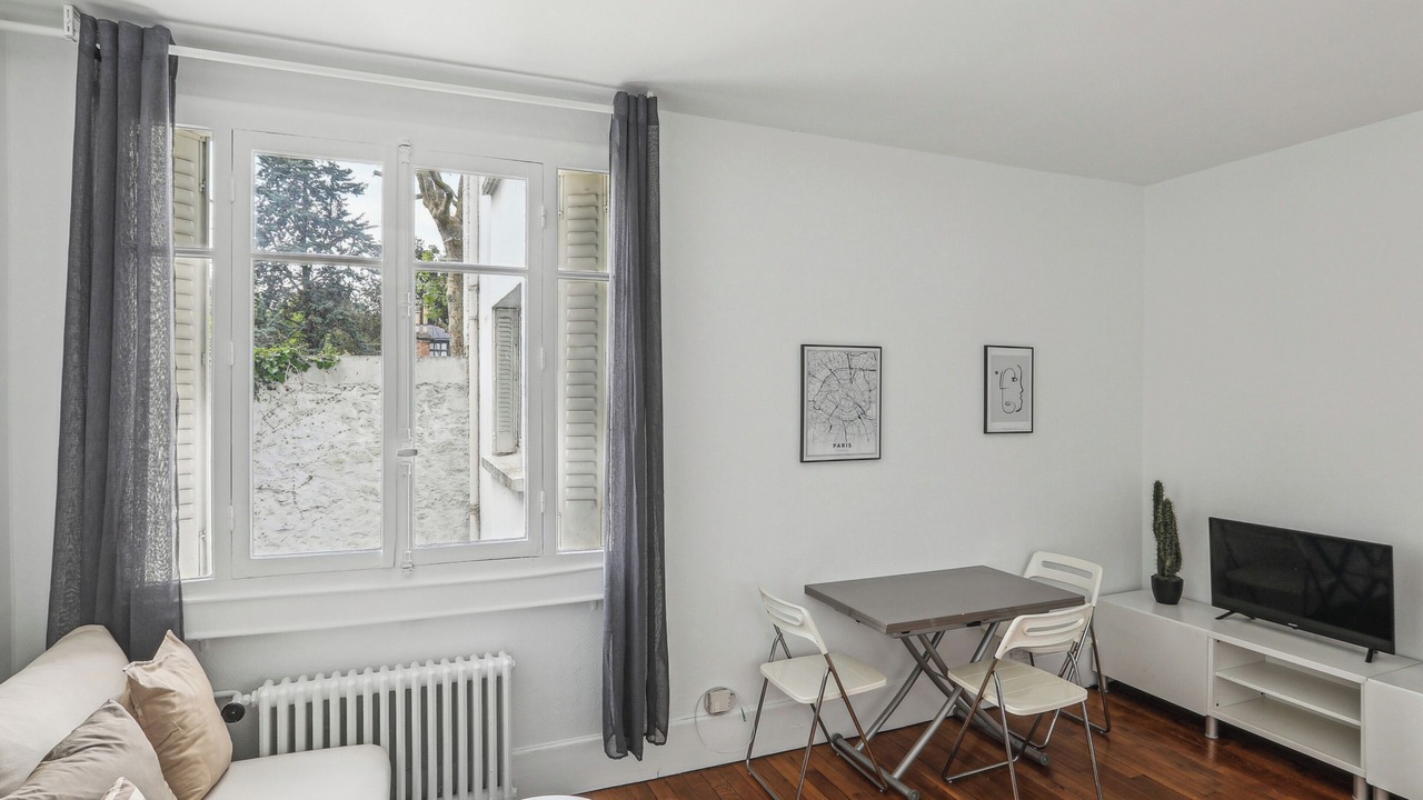 Photo of Livingroom in Quartier de l'Ecole-Militaire