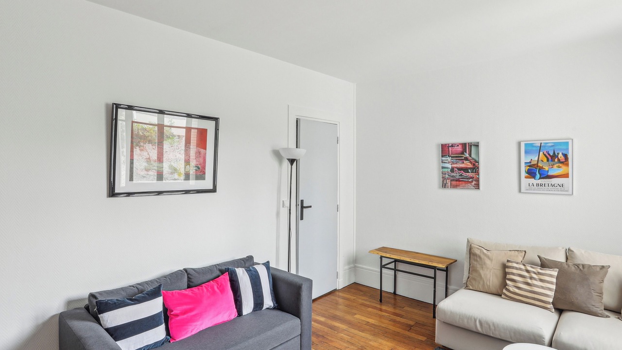 Photo of Livingroom in Quartier de l'Ecole-Militaire